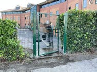 V-Mesh Fence and Gate